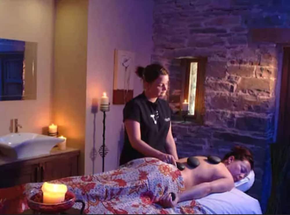 Falls Hotel & Spa إينيستيمون المظهر الخارجي الصورة