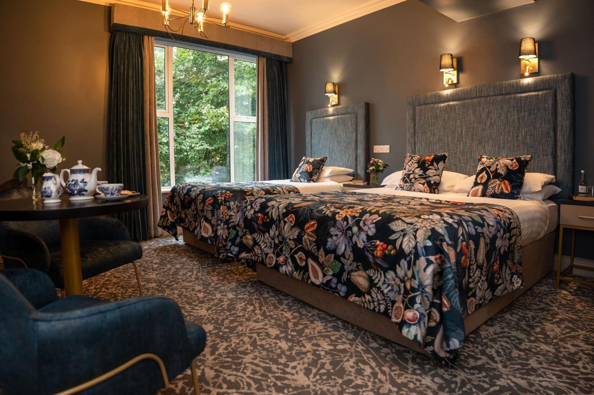 Falls Hotel & Spa إينيستيمون المظهر الخارجي الصورة