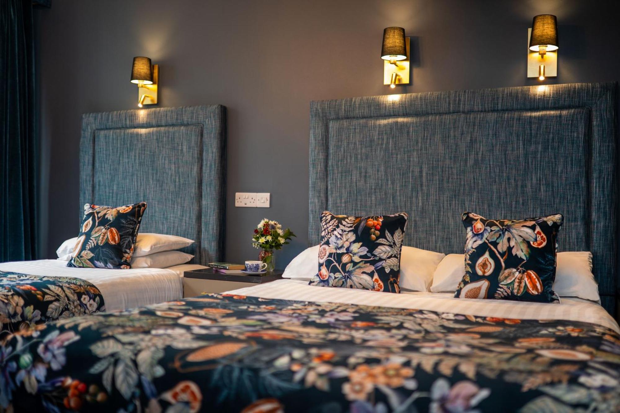 Falls Hotel & Spa إينيستيمون المظهر الخارجي الصورة